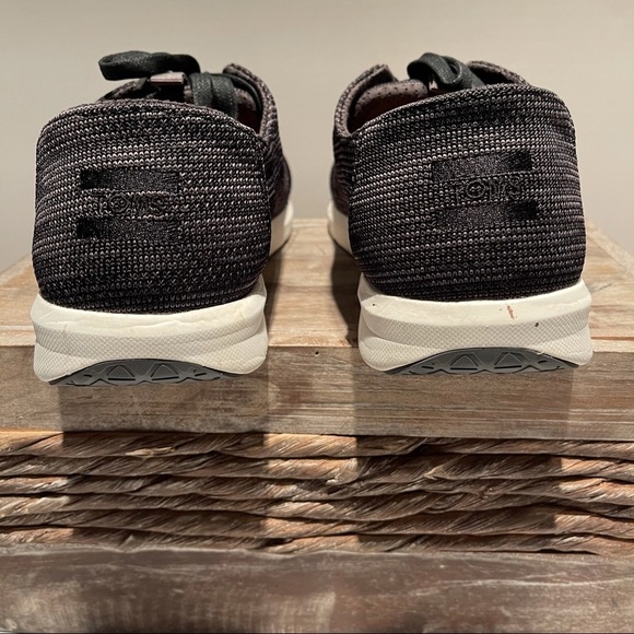TOMS men’s shoes with laces - Picture 16 of 16